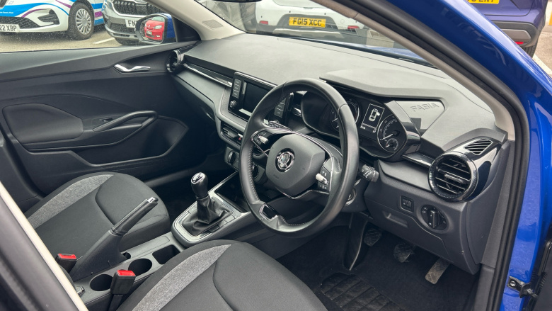 Skoda Fabia 1.0 MPI 80 SE Comfort 5dr Petrol Hatchback